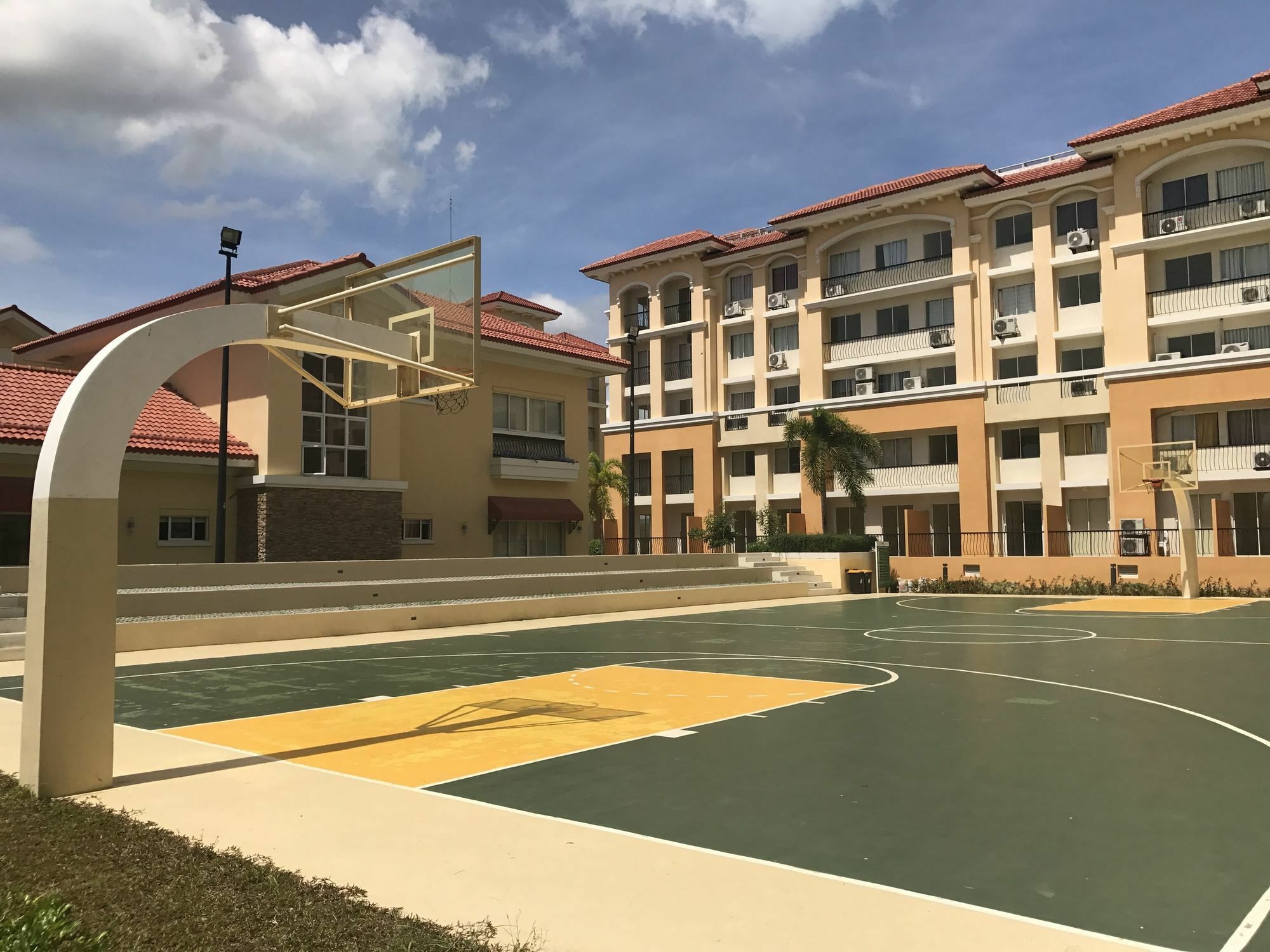 San Remo Oasis Serviced Apartments Cebu Eksteriør billede